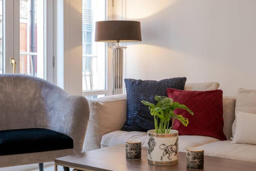 Apartament Maddox House *